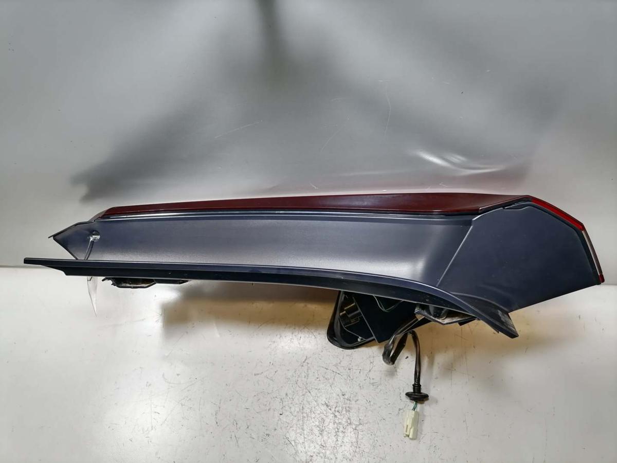 Mitsubishi Eclipse Cross original R&uuml;cklicht R&uuml;ckleuchte Schlussleuchte rechts Facelift Bj.2023